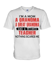 I'M A MOM - PERFECT GIFT FOR TEACHER V-Neck T-Shirt tile