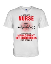 RETIRED NURSE - PERFECT GIFT FOR GRANDMA V-Neck T-Shirt tile