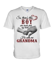 CALLS ME GRANDMA - PERFECT GIFT FOR GRANDMA V-Neck T-Shirt tile