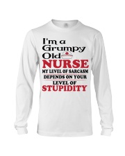 I AM A GRUMPY OLD NURSE - PERFECT GIFT FOR NURSE Long Sleeve Tee tile
