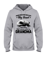 HOW MUCH LOVE MY HEART - BEST GIFT FOR GRANDMA Hooded Sweatshirt front