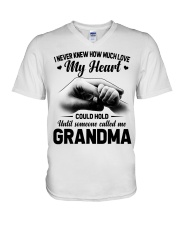 HOW MUCH LOVE MY HEART - BEST GIFT FOR GRANDMA V-Neck T-Shirt tile