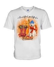 Grateful - Golden Retriever 1 V-Neck T-Shirt tile