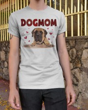Love Mom - English Mastiff 1 Classic T-Shirt apparel-classic-tshirt-lifestyle-21