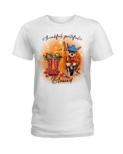 Grateful - Chihuahua Ladies T-Shirt tile