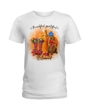 Grateful - Vizsla Ladies T-Shirt tile