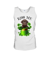 Lucky Kiss - CHOCOLATE Labrador Unisex Tank tile