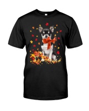 Autumn Leaves Scraf Chihuahua Classic T-Shirt front