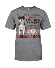 Chihuahua Mom Classic T-Shirt front
