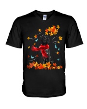 Flying Scarf - Grosser Münsterländer V-Neck T-Shirt tile
