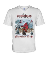 Christmas Air - Great Dane 1 V-Neck T-Shirt tile