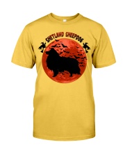 Blood Moon - Shetland Sheepdog Classic T-Shirt front