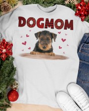 Love Mom - Airedale Terrier Classic T-Shirt apparel-classic-tshirt-lifestyle-front-81