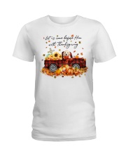 Thanksgiving - Golden Retriever 1 Ladies T-Shirt tile