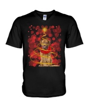 Lighting - Dogue de Bordeaux V-Neck T-Shirt tile