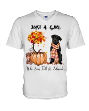 Girl Love Fall And - labrador 5 V-Neck T-Shirt tile