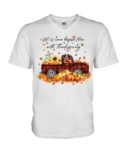 Thanksgiving - Cavalier King Charles Spaniel 2 V-Neck T-Shirt tile