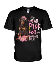 For Someone - Dobermann 1 V-Neck T-Shirt tile