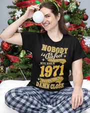 Nobody Born in 1971 Perfect Classic T-Shirt custom-t-shirts-classic-lifestyle-front-335