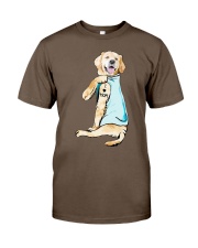 Golden retriever love mom Classic T-Shirt tile