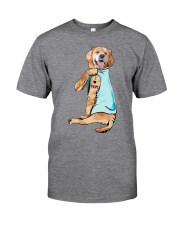 Golden retriever love mom Classic T-Shirt front