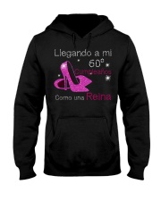 Llegando a mi 60 Cumpleanos como una reina Hooded Sweatshirt thumbnail