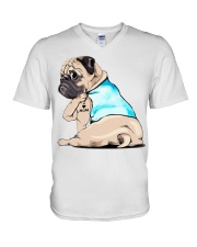 Pug I love mom shirt V-Neck T-Shirt thumbnail