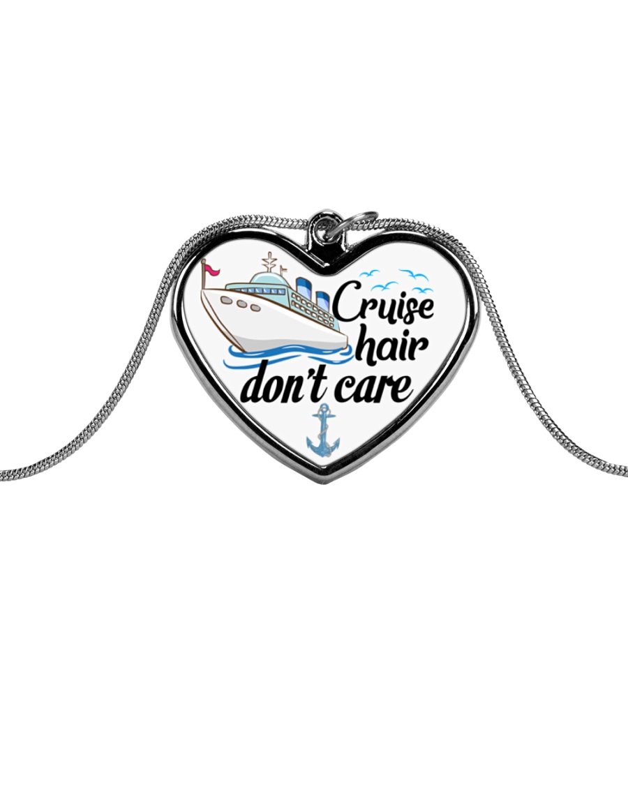 Cruise Love Metallic Heart Necklace