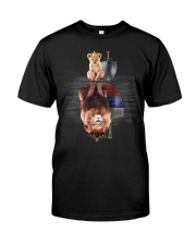 Lion-Russia Classic T-Shirt thumbnail
