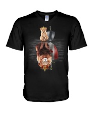 Lion-Canada V-Neck T-Shirt thumbnail