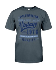 Vintage Premium 1976 Classic T-Shirt tile