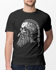 VIKING - Ragnar Lodbrok Classic T-Shirt lifestyle-mens-crewneck-front-13