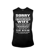 MY FREAKING AWESOME WIFE- version Sleeveless Tee thumbnail