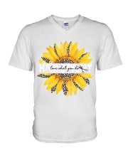 Hairstylist love what you do V-Neck T-Shirt tile
