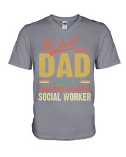 The best kind of dad raises a Social Worker V-Neck T-Shirt tile