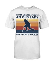 Never Underestimate An Old Lady - Hockey Retro Classic T-Shirt tile