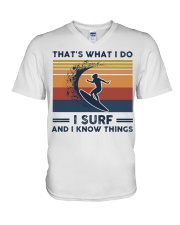 I Surf And I Know Things - Retro V-Neck T-Shirt tile