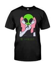 Weed Lover Classic T-Shirt front