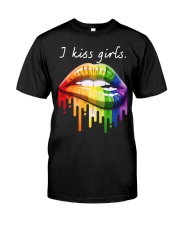I KISS GIRLS Classic T-Shirt tile