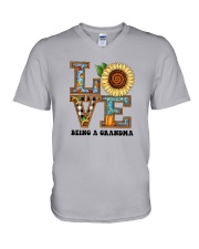 Sunflower Love Being A Grandma Shirt V-Neck T-Shirt thumbnail