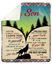To My Son - Mom Sherpa Fleece Blanket tile