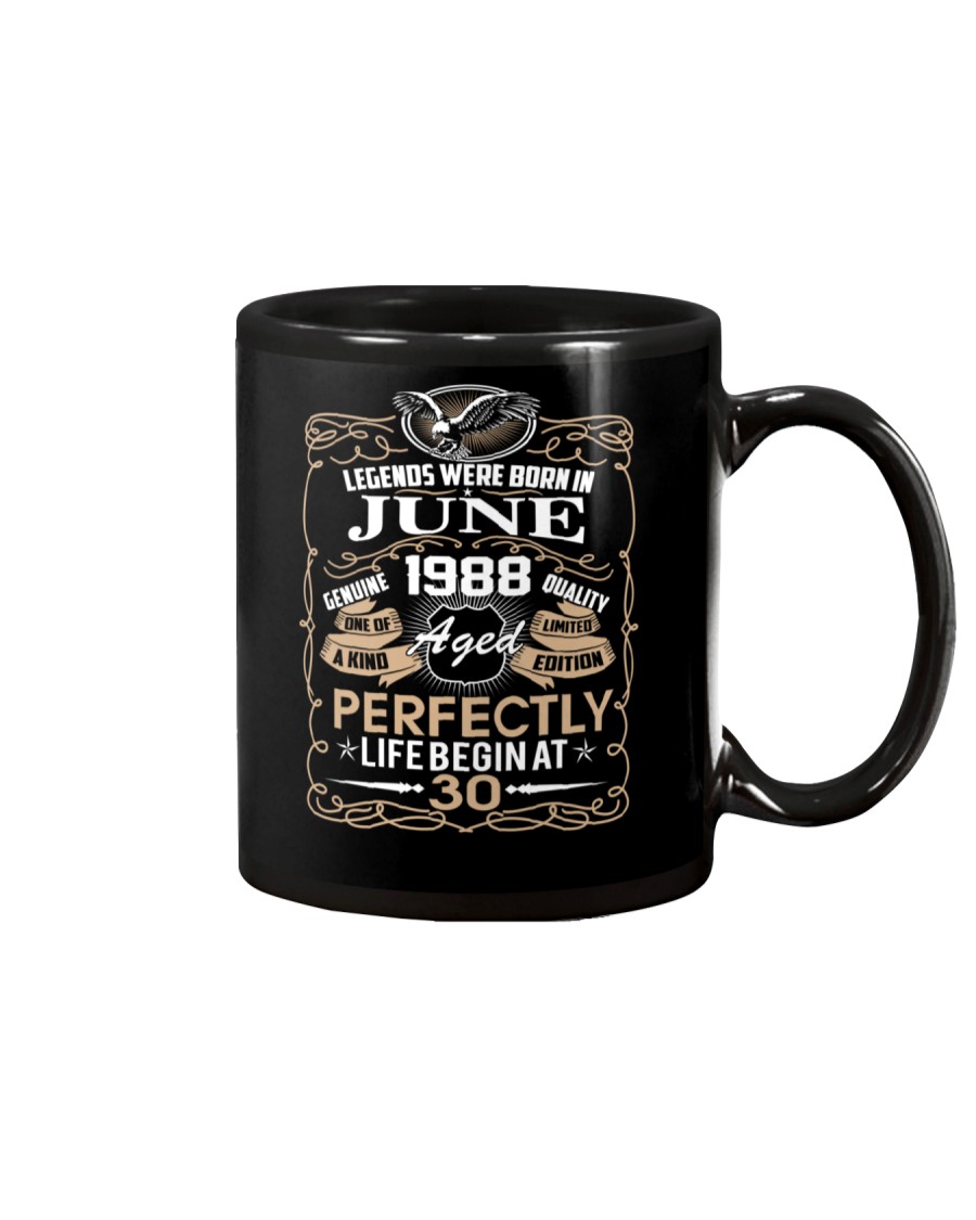 30th Birthday Gift - Legend were born in JUNE Mug