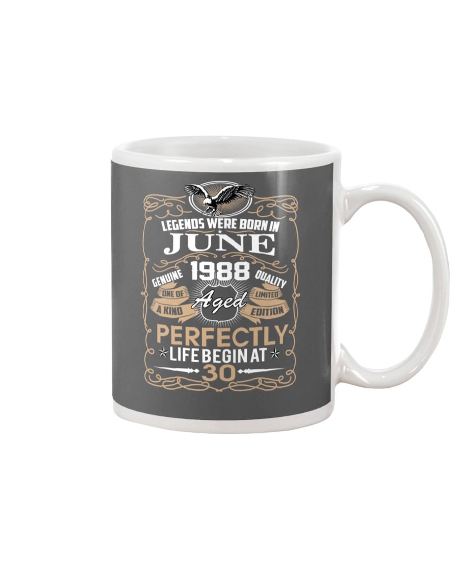 30th Birthday Gift - Legend were born in JUNE Mug