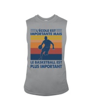 Le basketball est plus important Sleeveless Tee tile