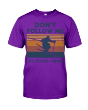 Skiing 18 Classic T-Shirt tile