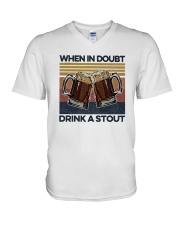 Vintage Beers When In Doubt Drink A Stout Shirt V-Neck T-Shirt thumbnail