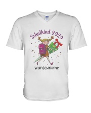 Schulkind 2020 Wunschname Shirt V-Neck T-Shirt thumbnail