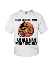 Vintage Never Underestimate An Old Man Shirt Youth T-Shirt thumbnail