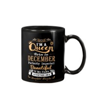 Queens are born in December Mug tile