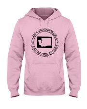 WASHINGTON GIRL LIVING IN COLORADO WORLD Hooded Sweatshirt front
